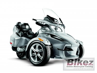 2010 Can-Am Spyder RT photo